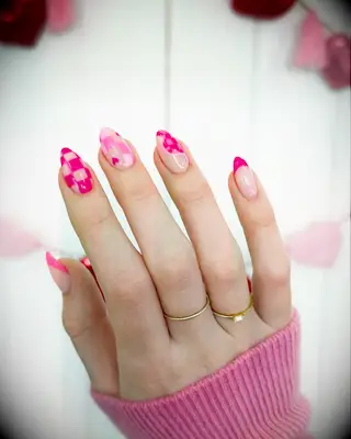 Pink checkered Valentine