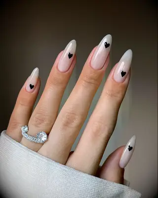 Black heart Valentine