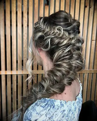 Mermaid braid wedding hairstyle