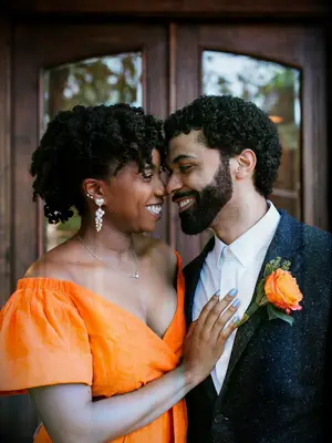 natural wedding hairstyle short hair down