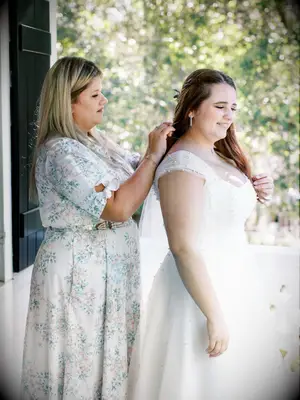 Straight and casual long mother of the bride hairstyle 