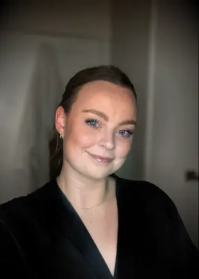 KISS Falscara natural wedding lashes