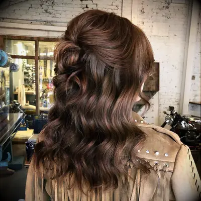 Half-up waves bridal hairstyle for medium length hair