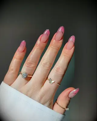 Eyeshadow Ombre Nails