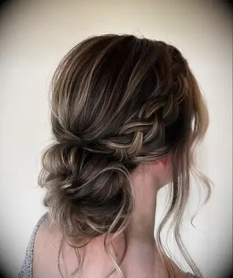 Undone Bun thin wedding hairstyle
