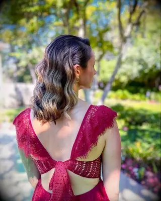 Beachy Waves thin wedding hairstyle