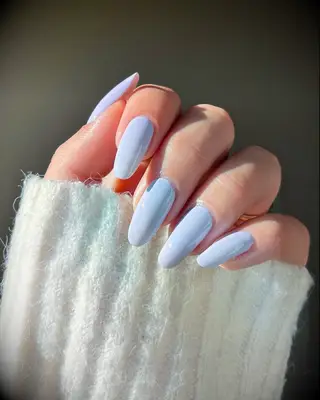 Periwinkle wedding nails