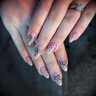 Bow bachelorette nails