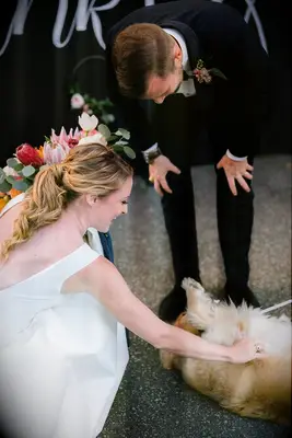 low textured ponytail for the best wedding day hair