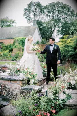 low bun hairstyle for the best wedding hair