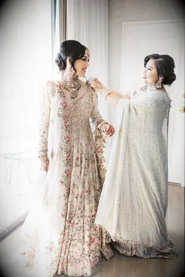 Gorgeous low bun for your wedding day hairstyle