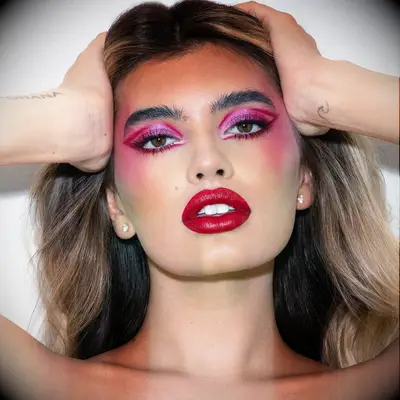 Neon pink and red Valentine