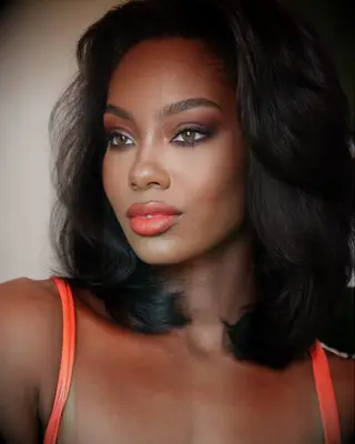 Peachy lip Valentine