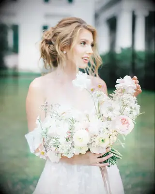 Bride with messy updo