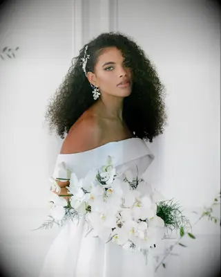 Bride with asymmetrical hairstyle