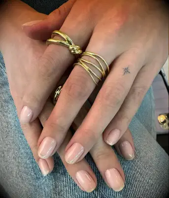 No-mani mani wedding nails