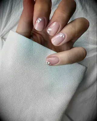 Delicate floral art wedding nails