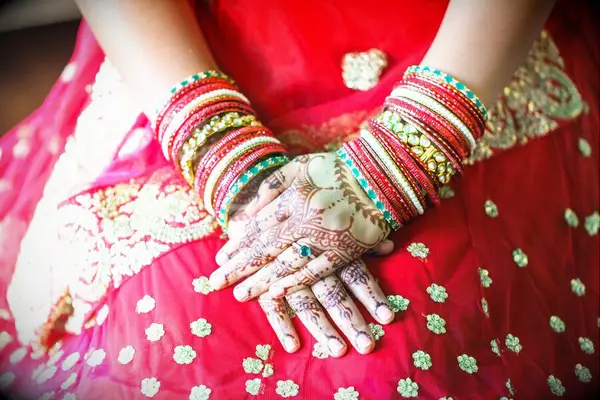 Natural short wedding nails