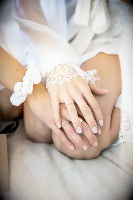 Square shaped nude wedding nails