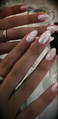 bedazzled wedding nails inspiration