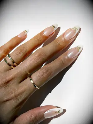 tiny bows wedding nails inspo