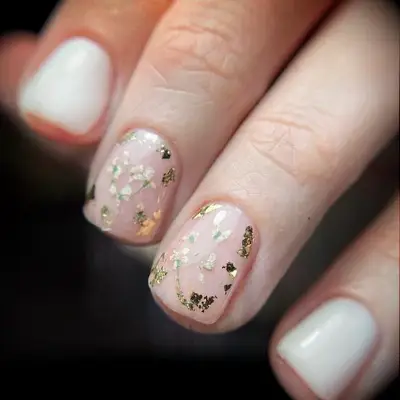 gold leaf wedding nails inspiration