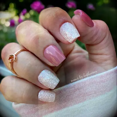 sparkles and matte wedding nails inspo