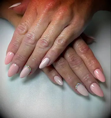 subtle beige with rhinestones wedding nails