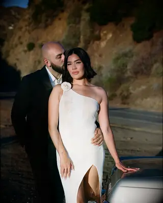 Modern bob one shoulder gown bridal hairstyle