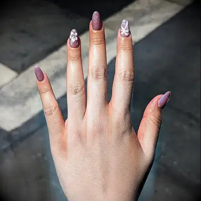 Shimmery hawaiian engagement nail inspiration