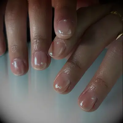 Short white chrome simple wedding nails