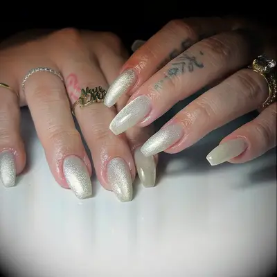 Ivory coffin simple wedding nails 