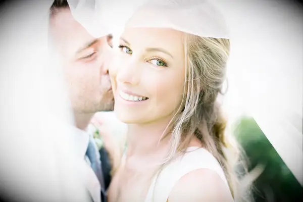 Romantic Makeup for Blue Eyes