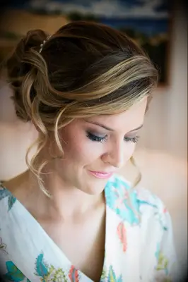 Warm Taupe Makeup for Blue Eyes