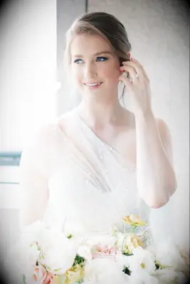 Natural Bridal Makeup for Blue Eyes