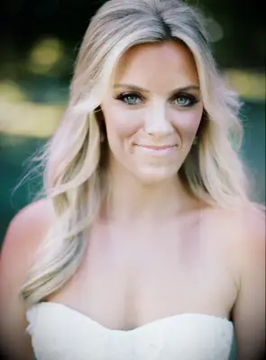 Smokey Eye for Blue Eyes and Blonde Hair