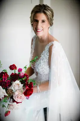 Classic wedding makeup for brown eyes and light skin