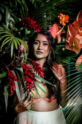 Neutral wedding makeup for brown hair and brown eyes