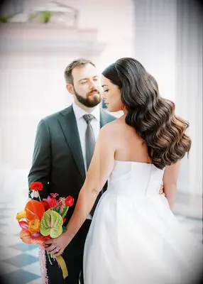 Hollywood waves wedding hair trend