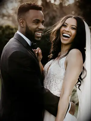 boho wedding hair loose waves with center part and waves