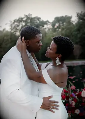 Short natural curls formal wedding hairstyle