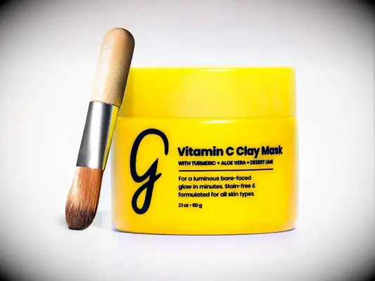 Gleamin vitamin C clay mask for getting rid of pimples
