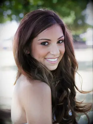 wedding makeup subtle eyeliner