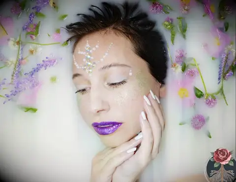 Cleopatra Ritual Bath, Spell for Beauty, Love Magick, The Witch