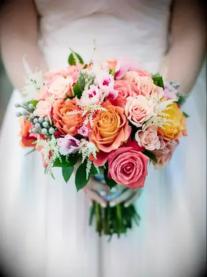 Bright wedding bouquet