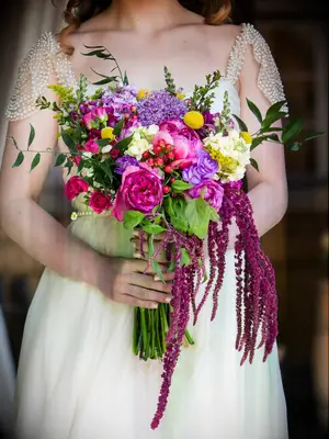 Bright wedding flowers