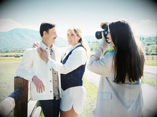 Cada pareja debe conocer el costo promedio del fotógrafo de bodas