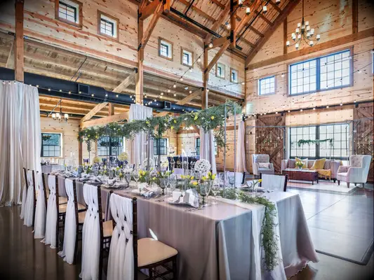 Barn wedding venue in Concord, New Hampshire.