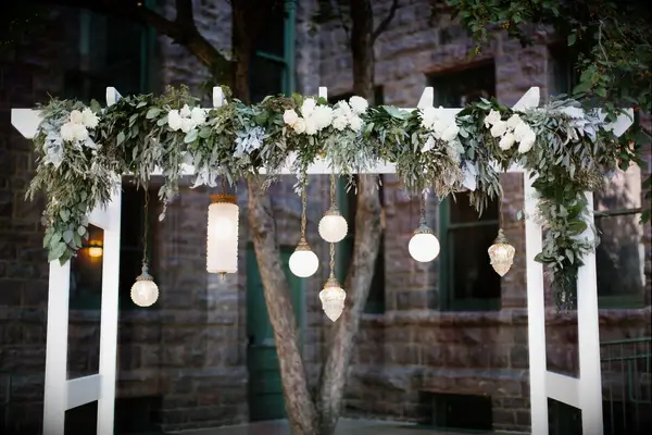 Vintage Hanging Lamps wedding lighting idea