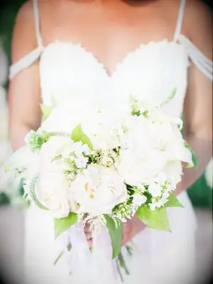 White-and-green bouquet
